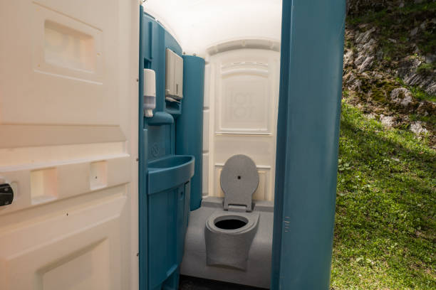Best Portable Shower Rental  in Governors Clu, NC